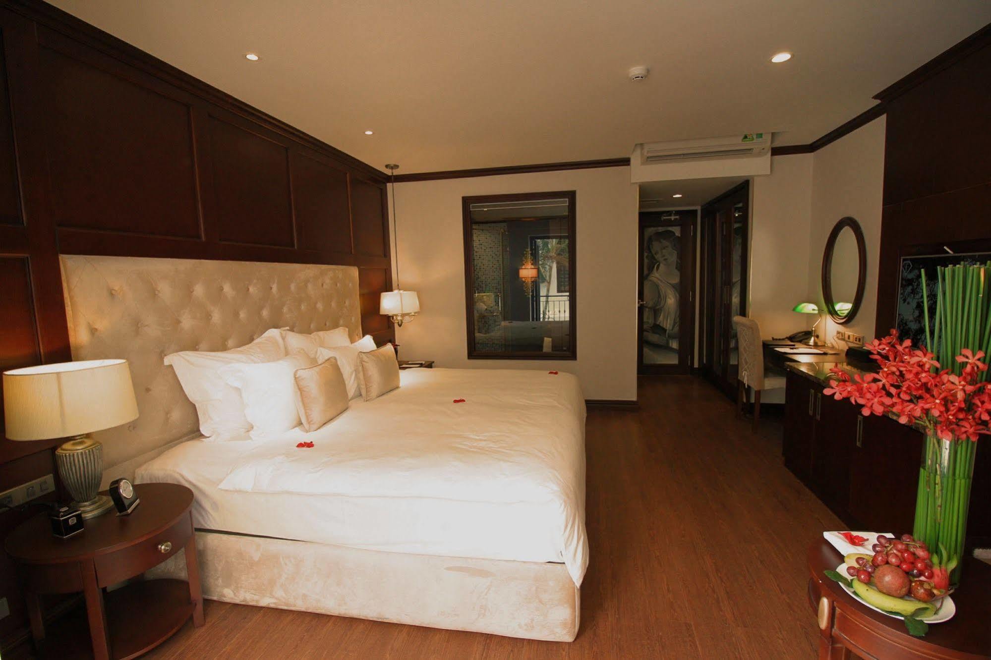 The Scarlett Boutique Hotel Хюэ Экстерьер фото