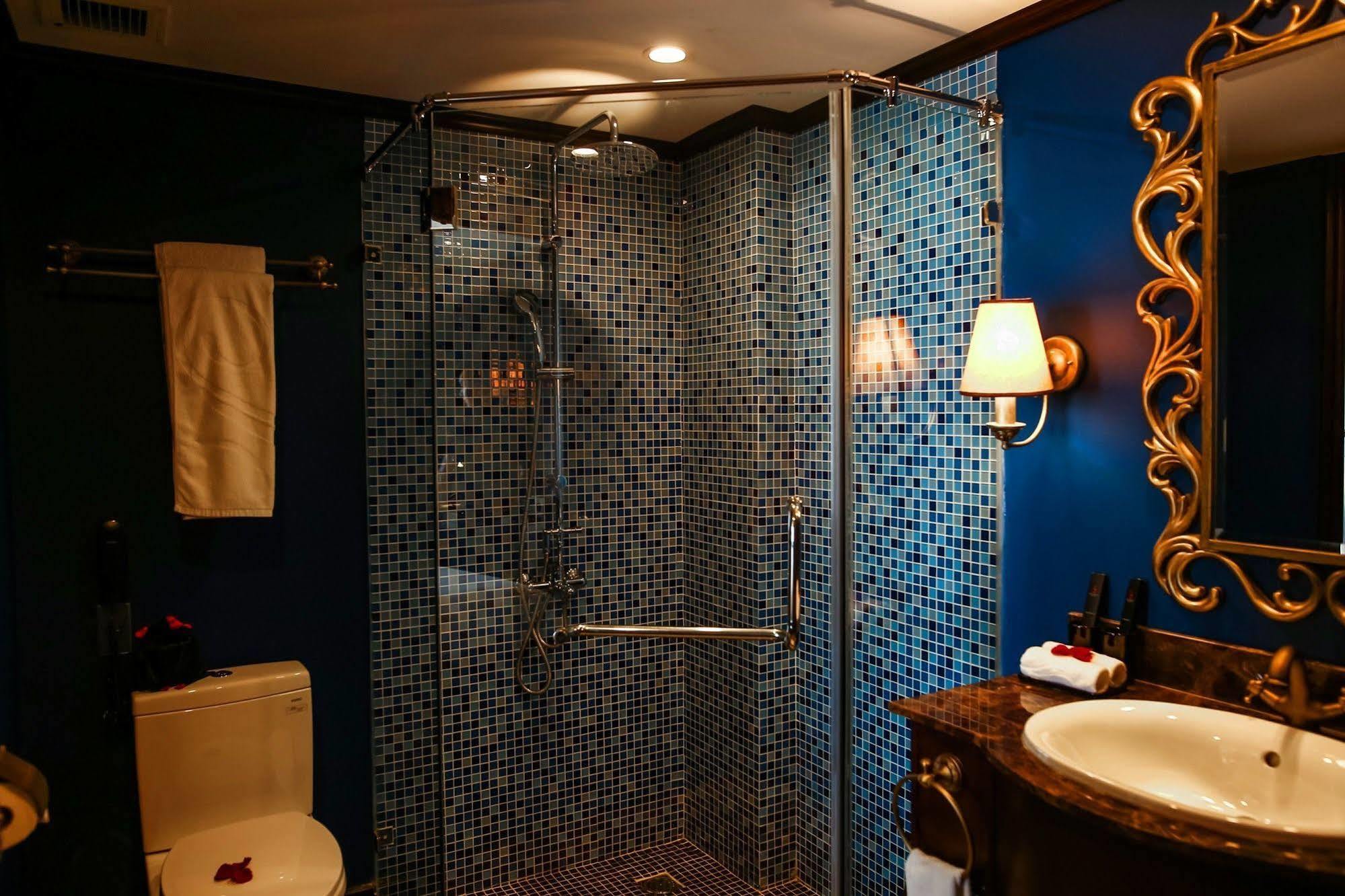 The Scarlett Boutique Hotel Хюэ Экстерьер фото