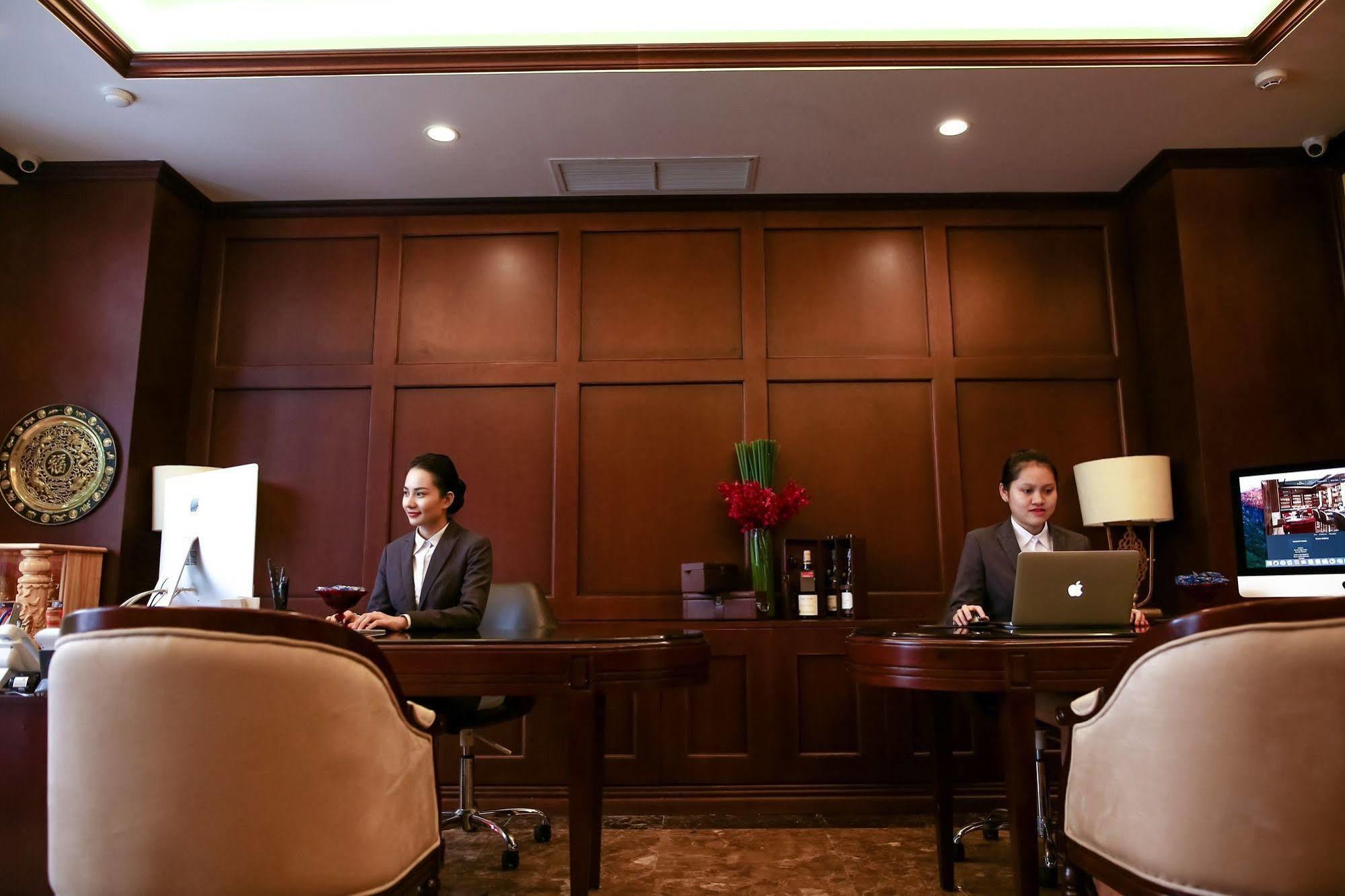 The Scarlett Boutique Hotel Хюэ Экстерьер фото